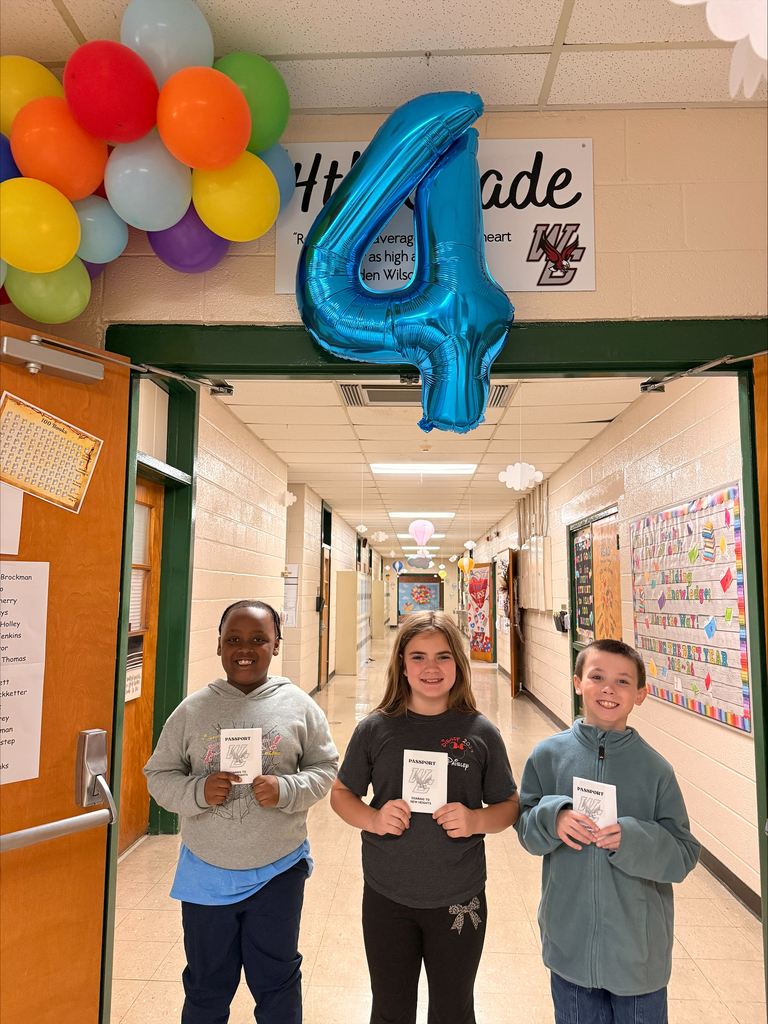 west carroll elementary students as she particpates in Move Up day in decorated hallway