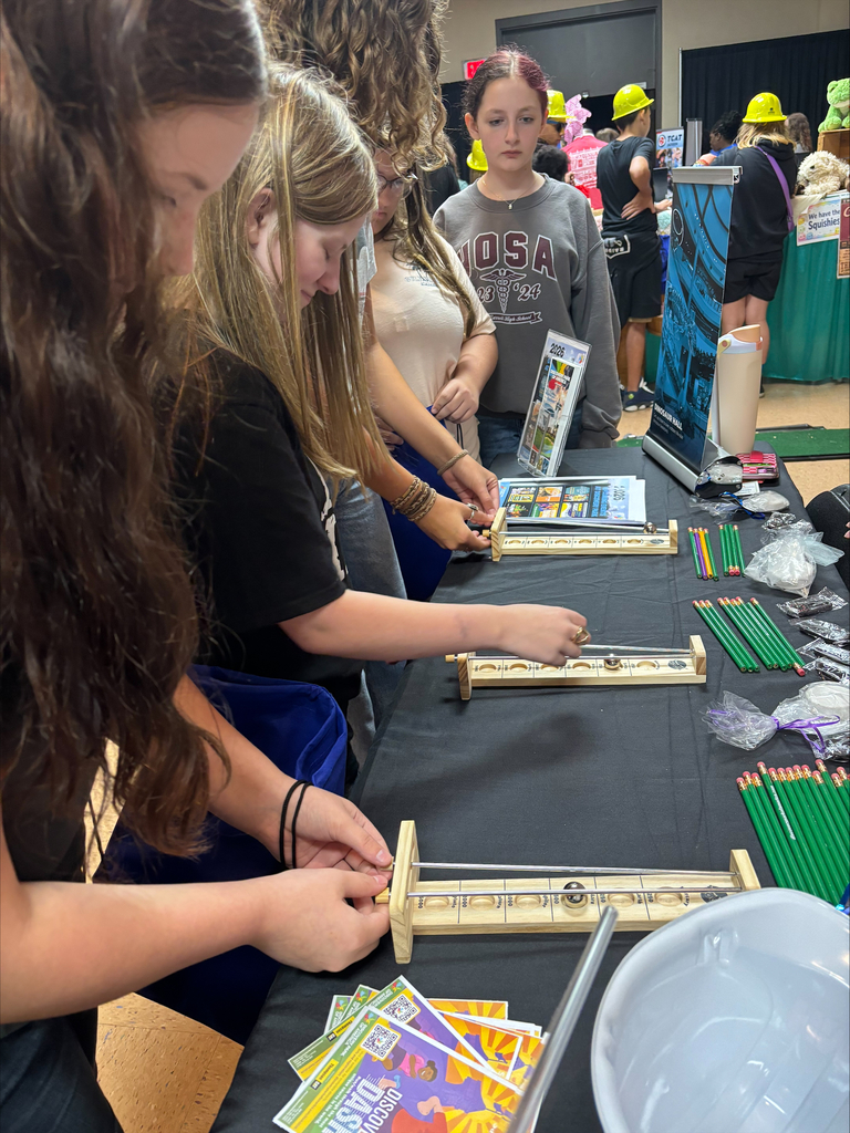 8th grade students at the Pathways2Possibiliites Career Expo