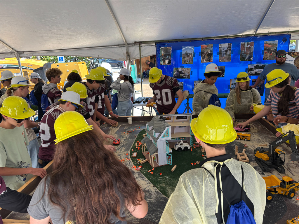 8th grade students at the Pathways2Possibiliites Career Expo