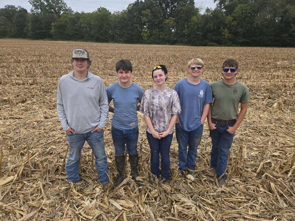 Team members, in order from left to right, are Landon Lents, Ian Pardue, Leslie Sheely, Hunter Malm, and Lane Newsome.