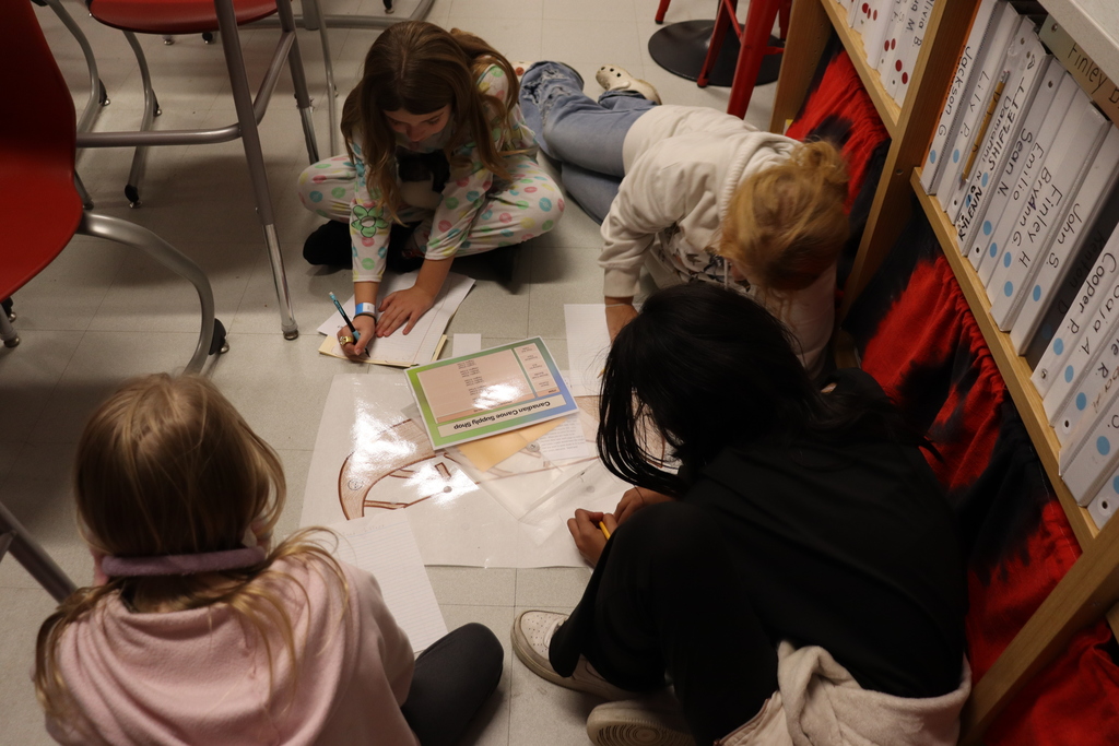 Students working together