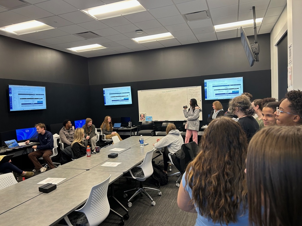 Middle School students visit media room at University of Dayton