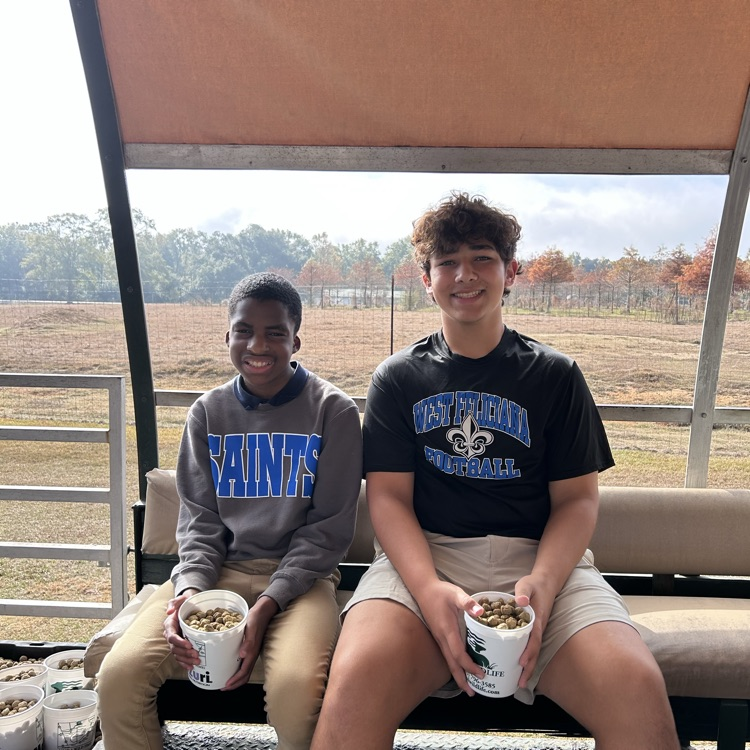 students pictured on caravan 