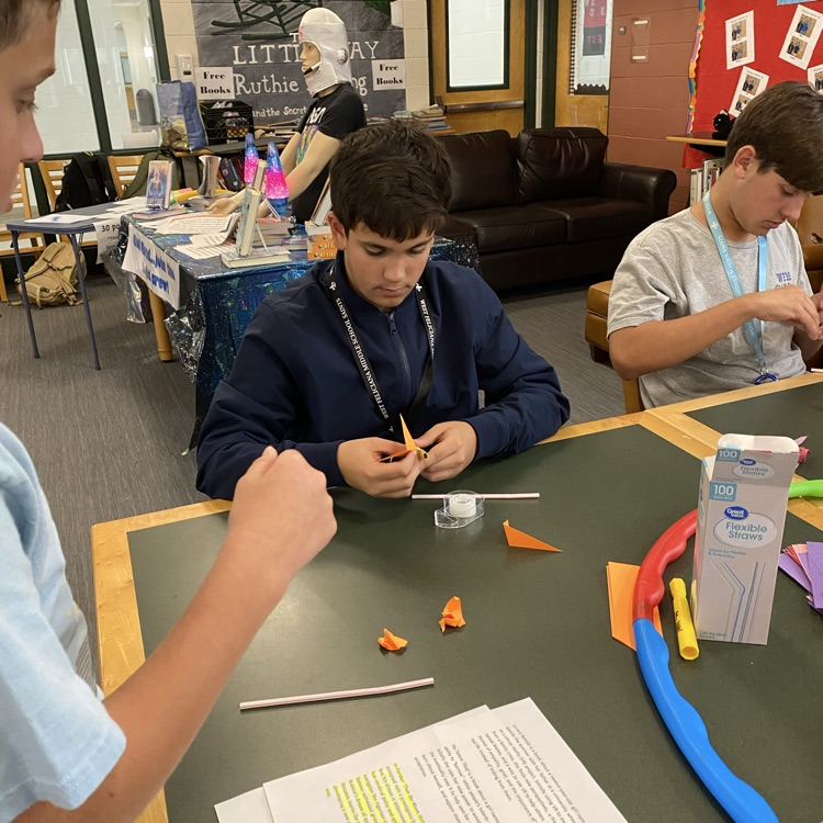 Students play games at Club Read 