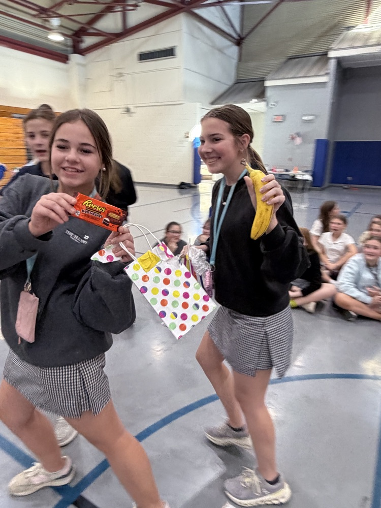 students play a game