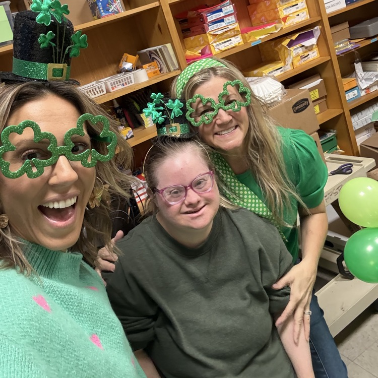 GaP volunteers wear green 