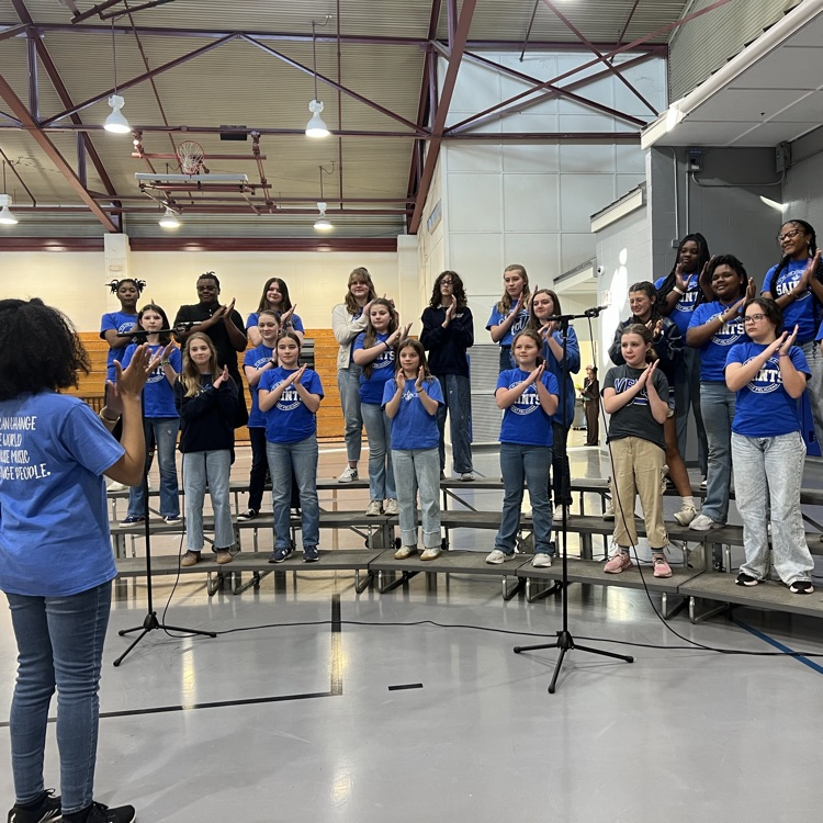 Choir performs