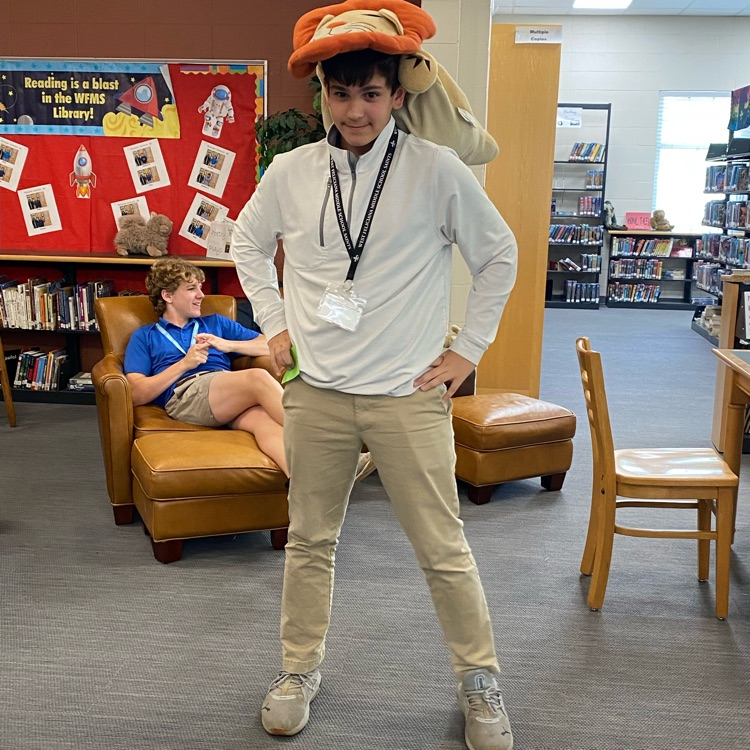Club Read member dons a silly hat