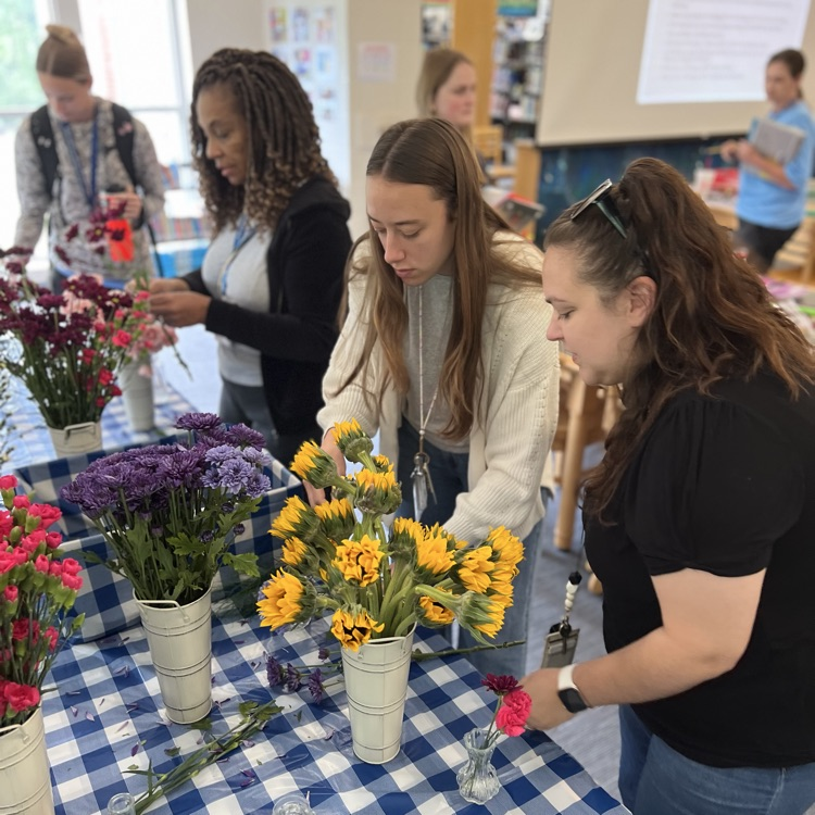 Teachers show off their bouquets