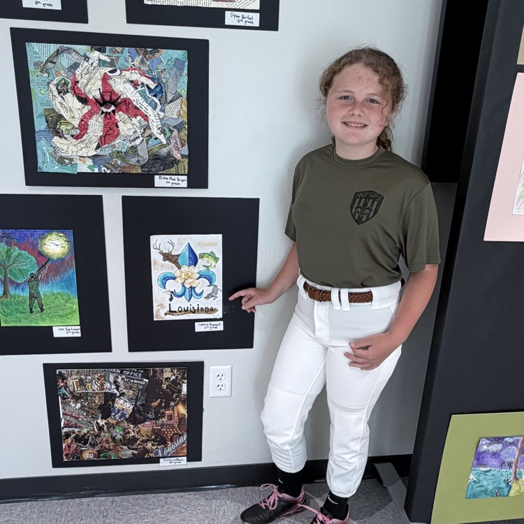 student shows offer for artwork