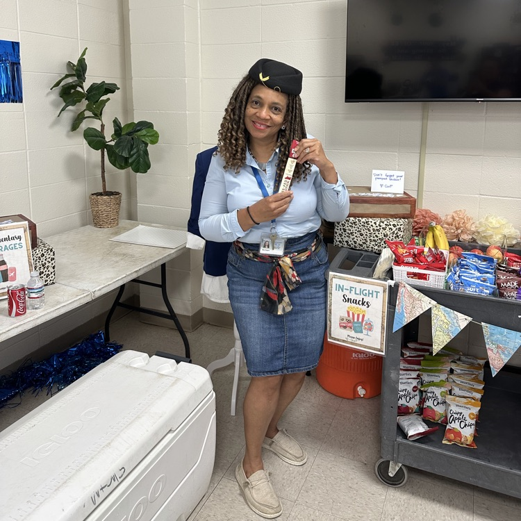 Staff enjoys snacks 