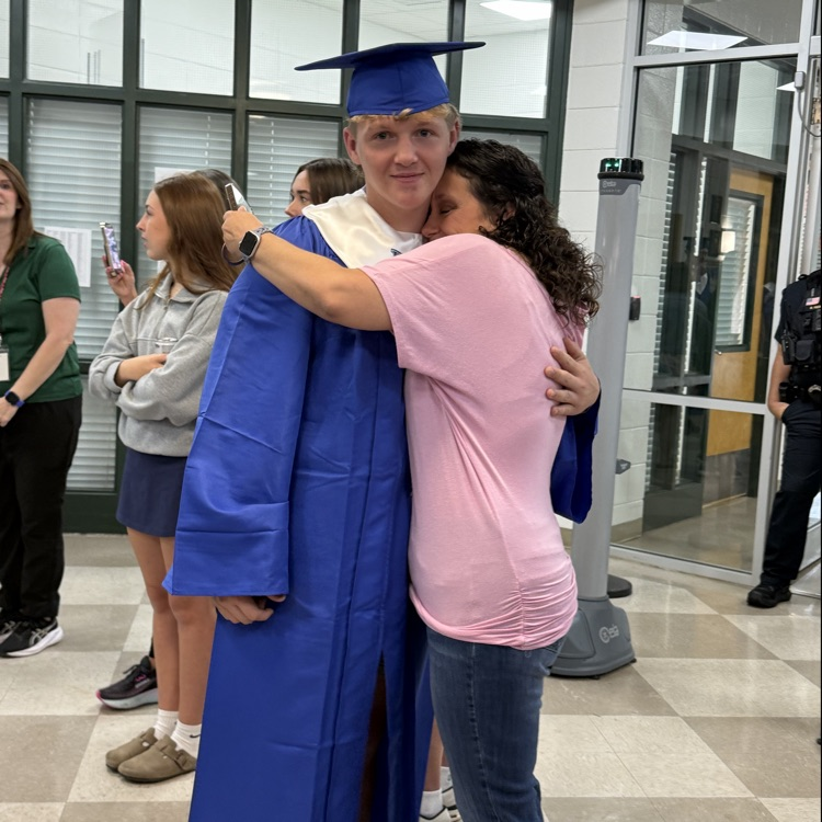 Seniors visit WFMS 