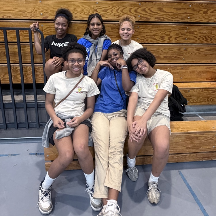 students hanging with friends for spirit day