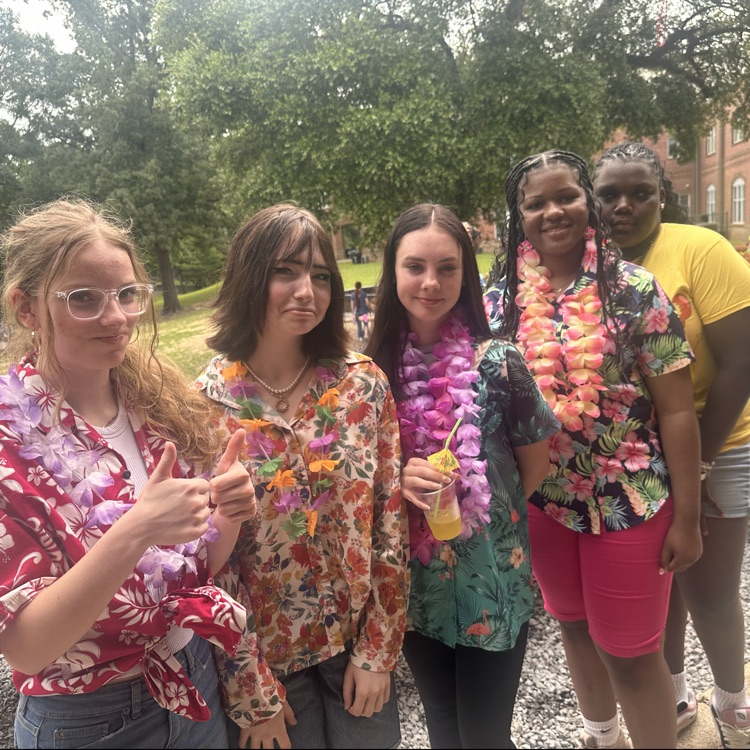 grade students celebrate their last day of school