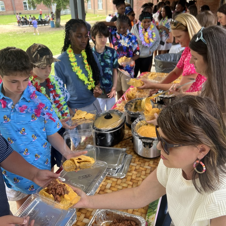 grade students celebrate their last day of school