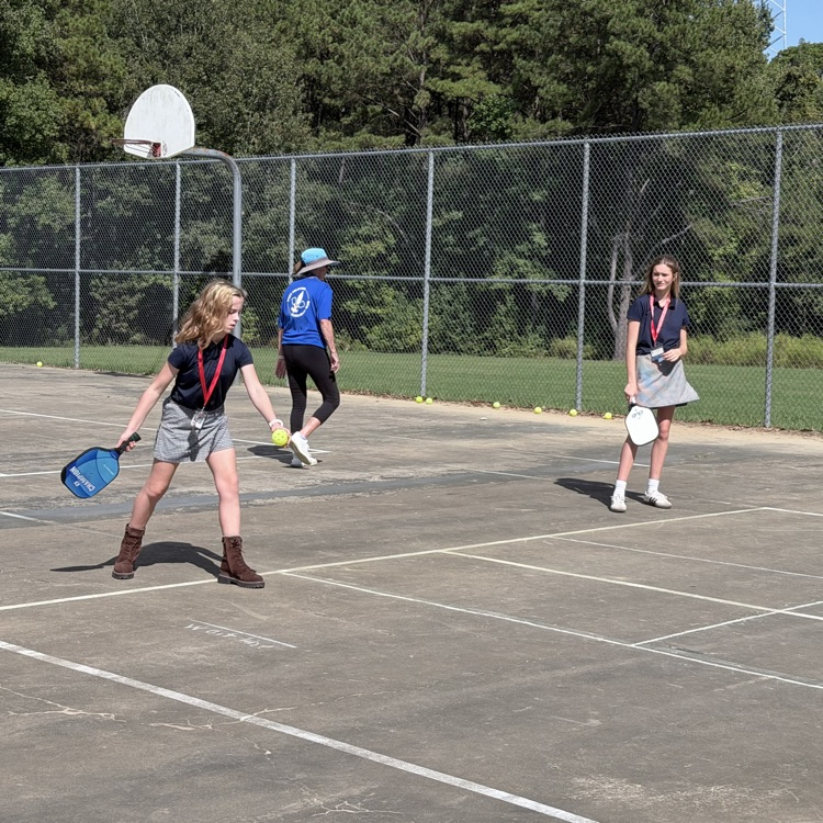 student play Pickleball