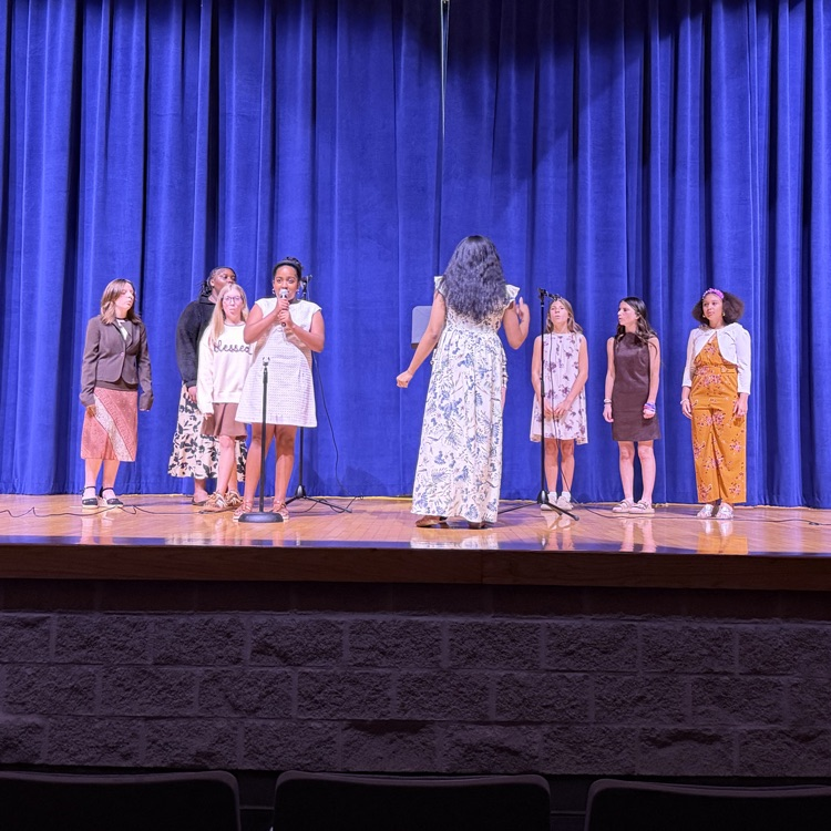 choir performs 