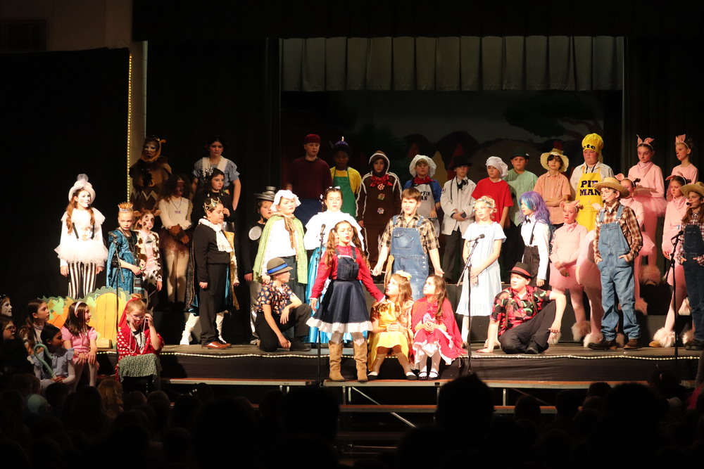 Cast of Nursery Crimes