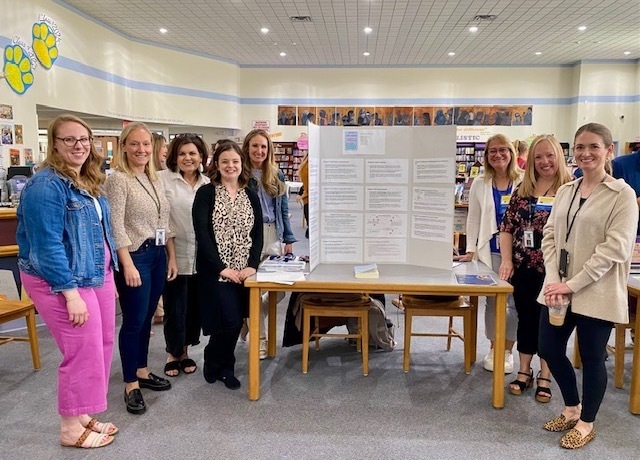 Teachers at the collegial cafe