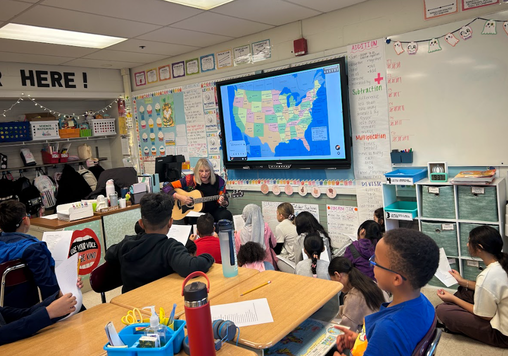 Dolores Hannon visit to Mackrille Elementary 