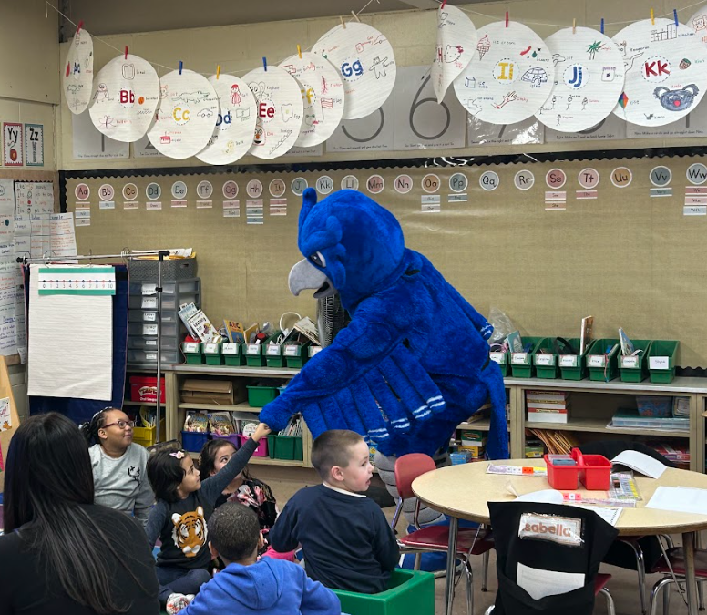 Guest Readers visiting school