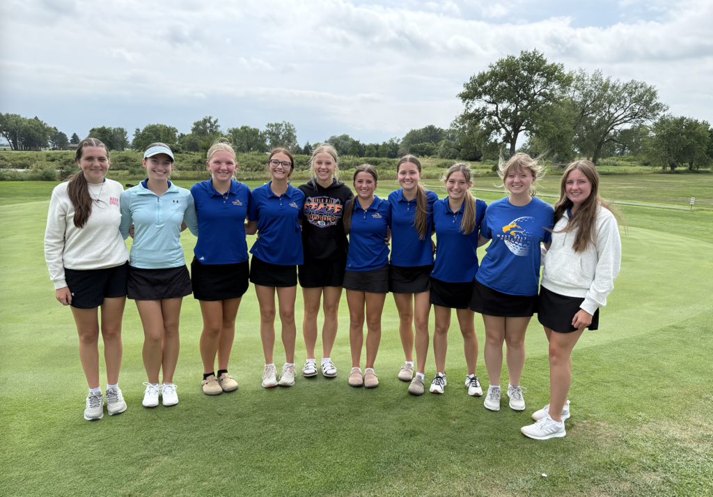 Picture of the girls golfers