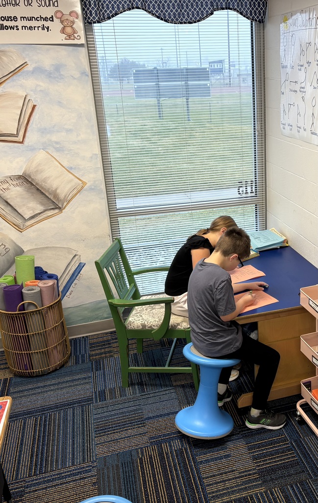 4th graders always enjoy a simultaneous roundtable activity when they do their spelling. In teams, students write a response on their own piece of paper. After two minutes, students rotate clockwise. This continues until all the questions have been answered. Makes for some neat conversation and collaboration!