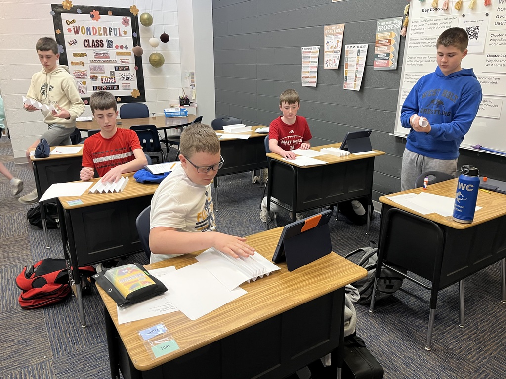 students designing bridges