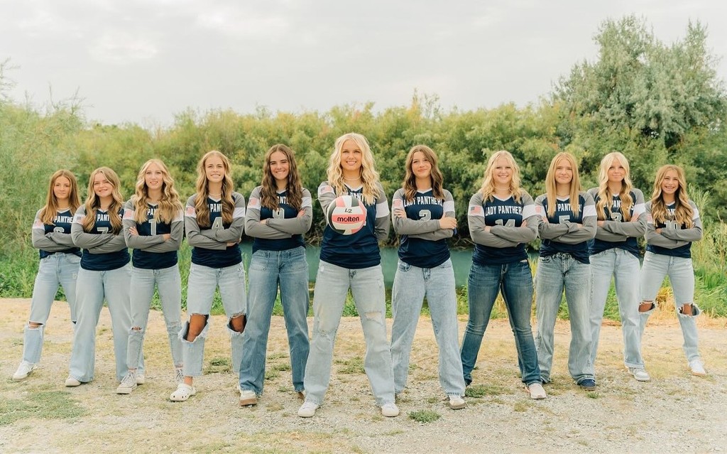 Volleyball Varsity Team