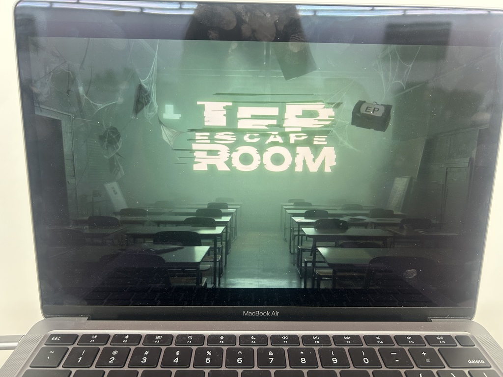 teachers escape room game
