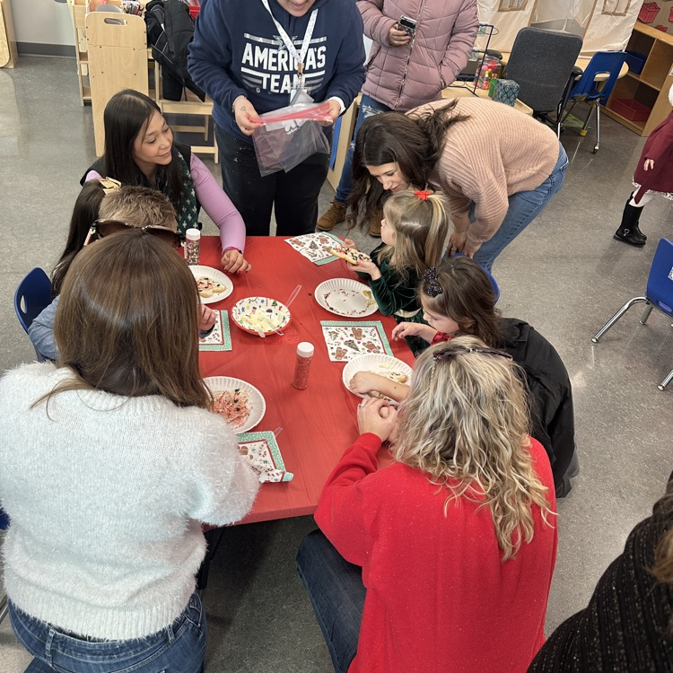 family cookie decorating