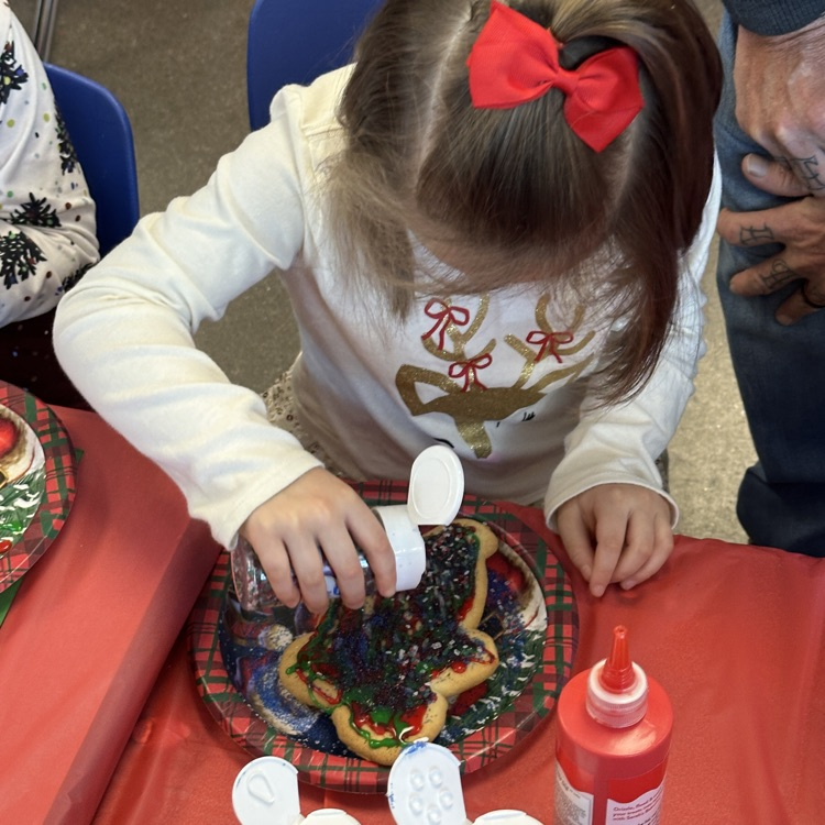 family cookie decorating