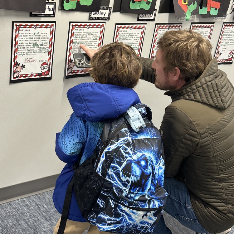 family cookie decorating