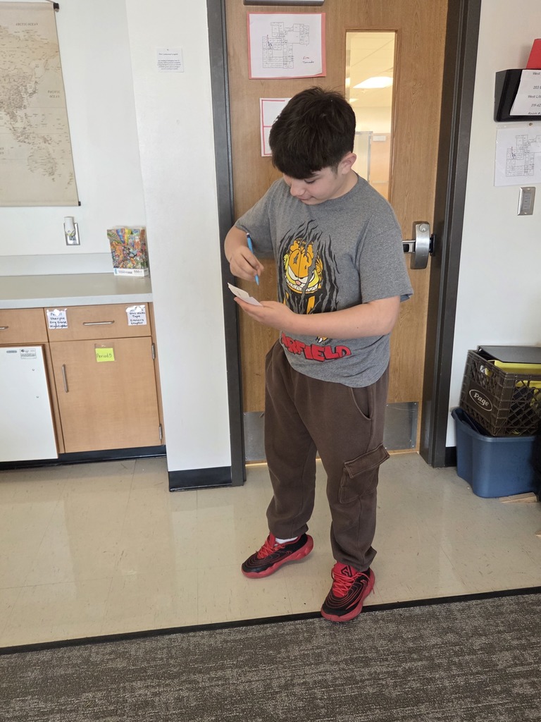 5th graders played Charades to practice recalling historical events in Ms. McIntosh's class!