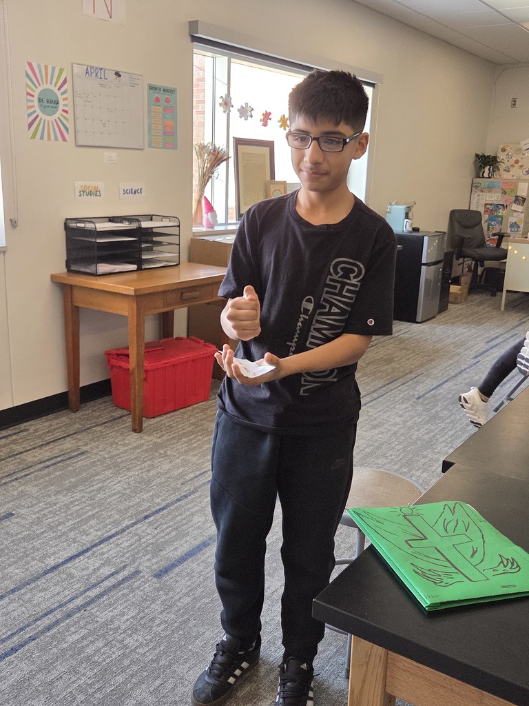 5th graders played Charades to practice recalling historical events in Ms. McIntosh's class!