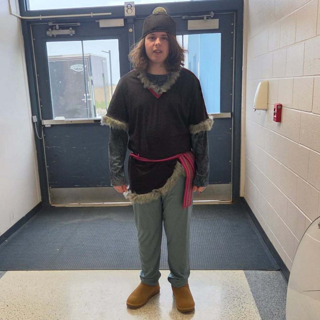 Frozen Jr Costume Fitting