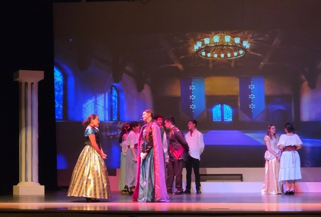 Frozen Jr dress rehearsal