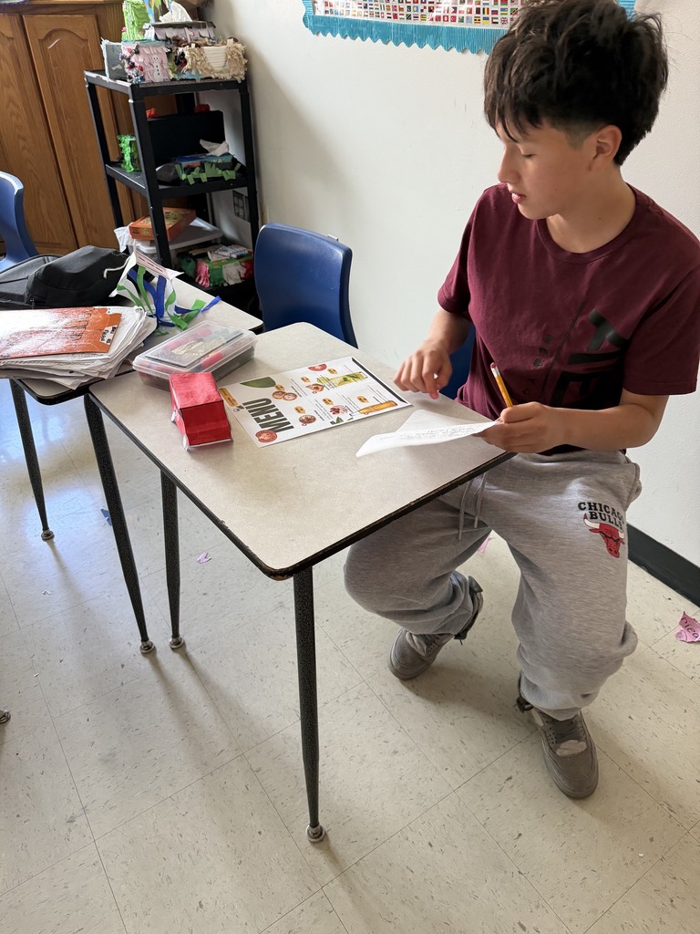 Ms.Fernandez’s Spanish World Cultures class created mini food trucks! They researched a Latin American country, learned about their cuisine, and incorporated important cultural facts about the country to include in the design. They also created a menu with important foods and calculated the currency to price match prices around the United States. Students had a great time using technology to create their menus and putting together their food trucks.