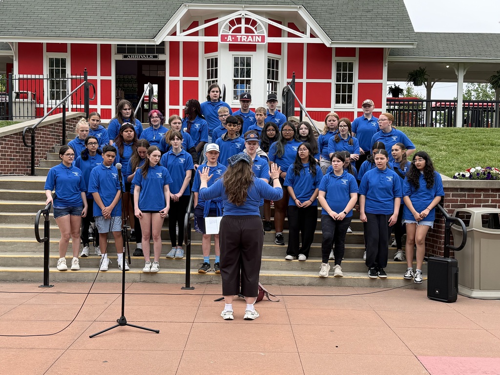 7th and 8th grade band and choir members had a fun day at Adventureland this month, starting the trip with both instrumental and choral performances and spending the rest of the time enjoying the park!