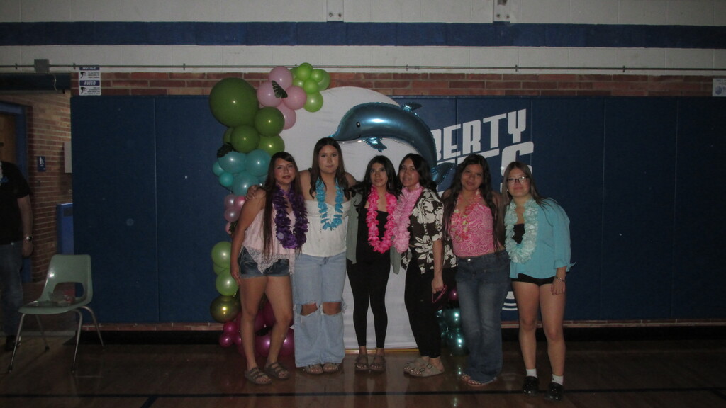A little "Tacky Tourist" Day to pump up our Friday and the countdown to summer!