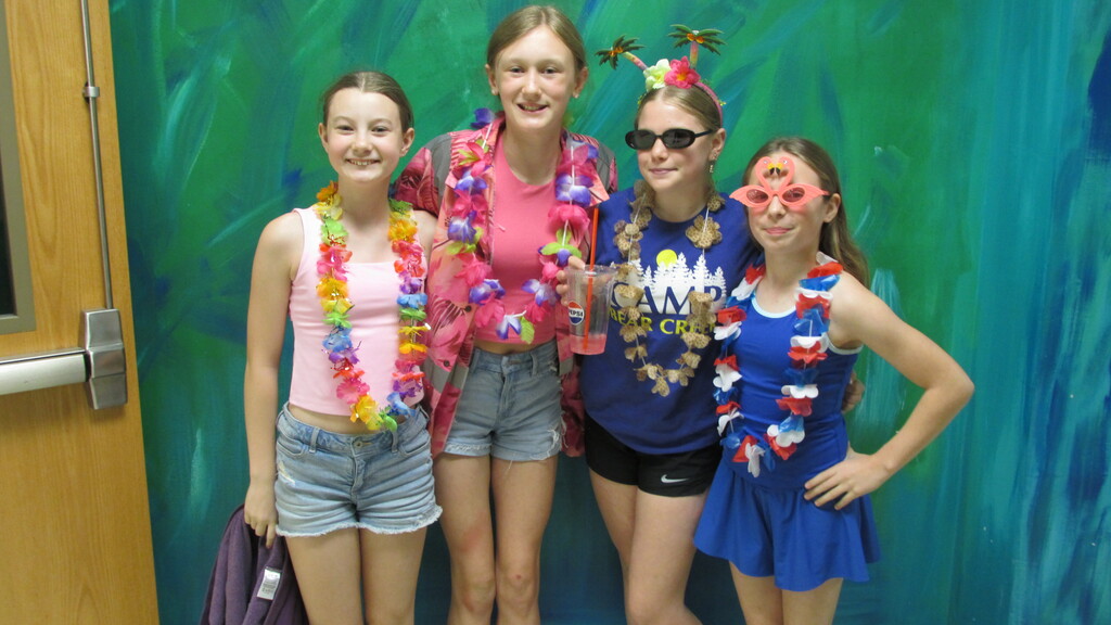 A little "Tacky Tourist" Day to pump up our Friday and the countdown to summer!