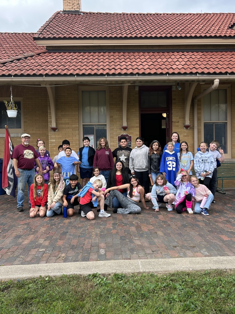 5th graders took a surprise trip to the Depot in town for Ms. McIntosh's Social Studies Class last week! What a great experience!