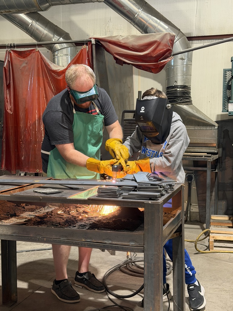 8th grade students in Vocational Ag this quarter got to try their hand at plasma cutting with Mr. Morris!