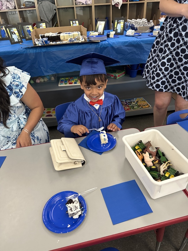 Cake in the classroom with parents