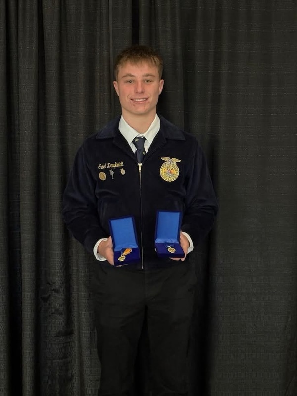 Cael Daufelt Receives National Award