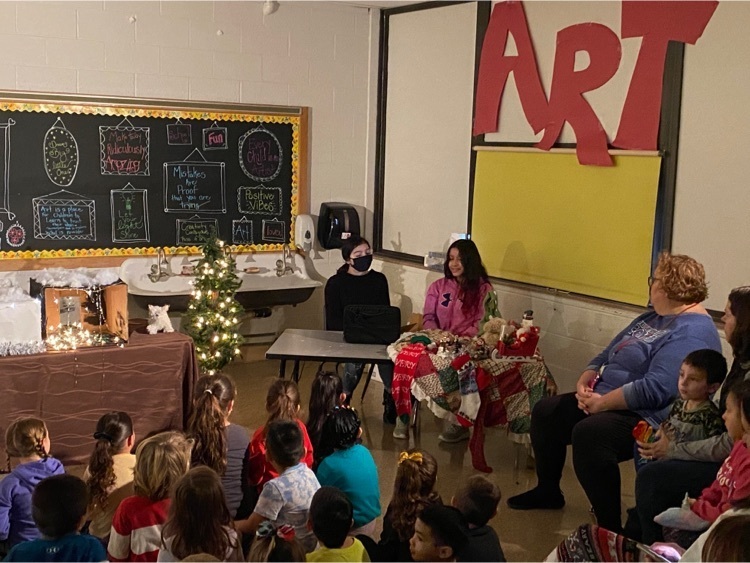 Narrators set the scene