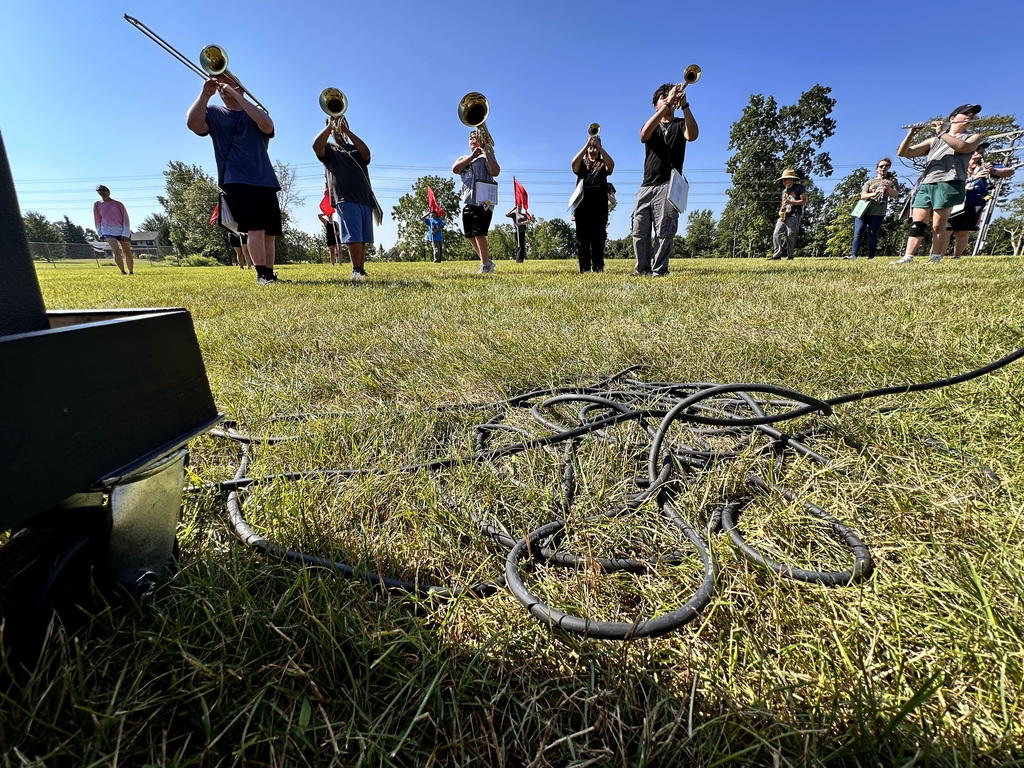wnhs band camp