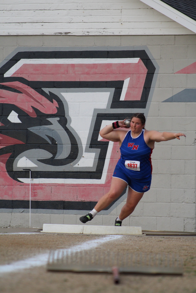 track thrower