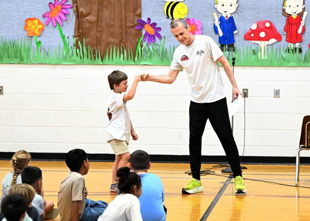 kids at an awards program