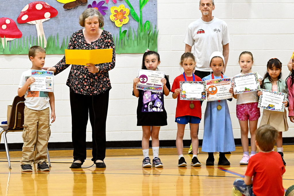 kids at an awards program